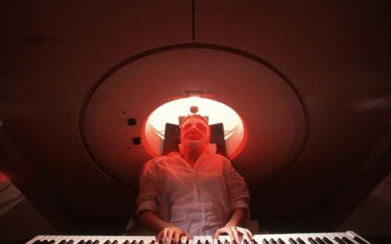 Pianist playing in a brain scanner